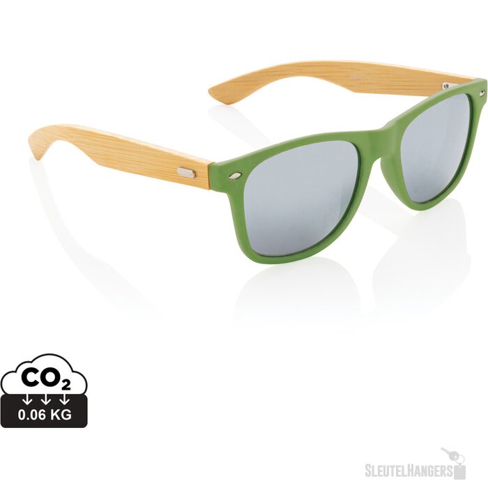 Bamboe en RCS zonnebril van gerecycled plastic groen