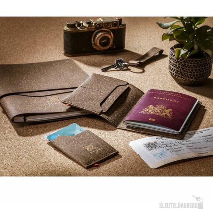 Gerecyclede Leren Pashouder Bruin