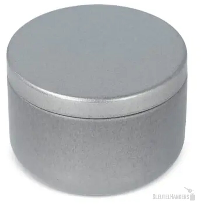 Asana plantaardige kaars in gerecycled blik zilver