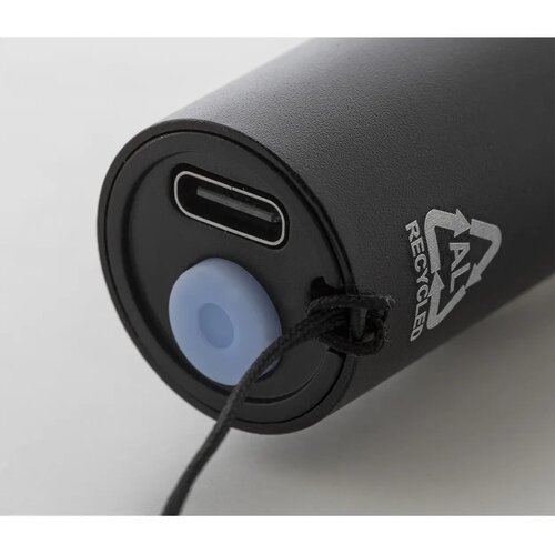 Chargelight Tone Oplaadbare Zaklamp Van Gerecycled Aluminium Zwart