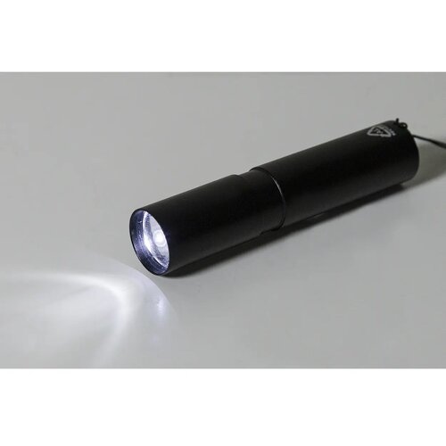Chargelight Tone Oplaadbare Zaklamp Van Gerecycled Aluminium Zwart