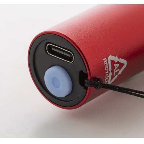 Chargelight Tone Oplaadbare Zaklamp Van Gerecycled Aluminium Rood